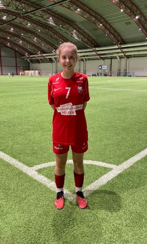 Julie Greve-Bruland på ET samling for J14 i mars